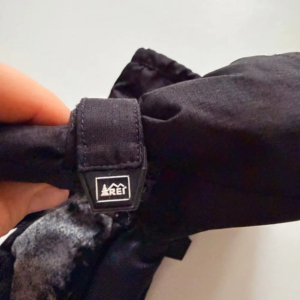 REI Black Winter Mittens - Size 3T - Worn see photos